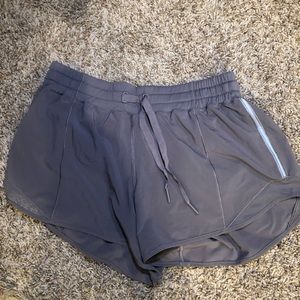 Lululemon Hotty Hot short 4”